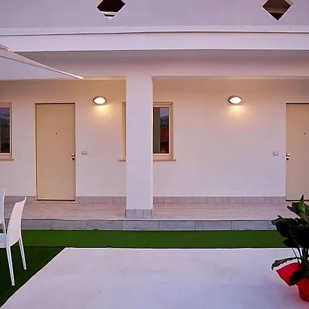 Criselle Bed & Breakfast